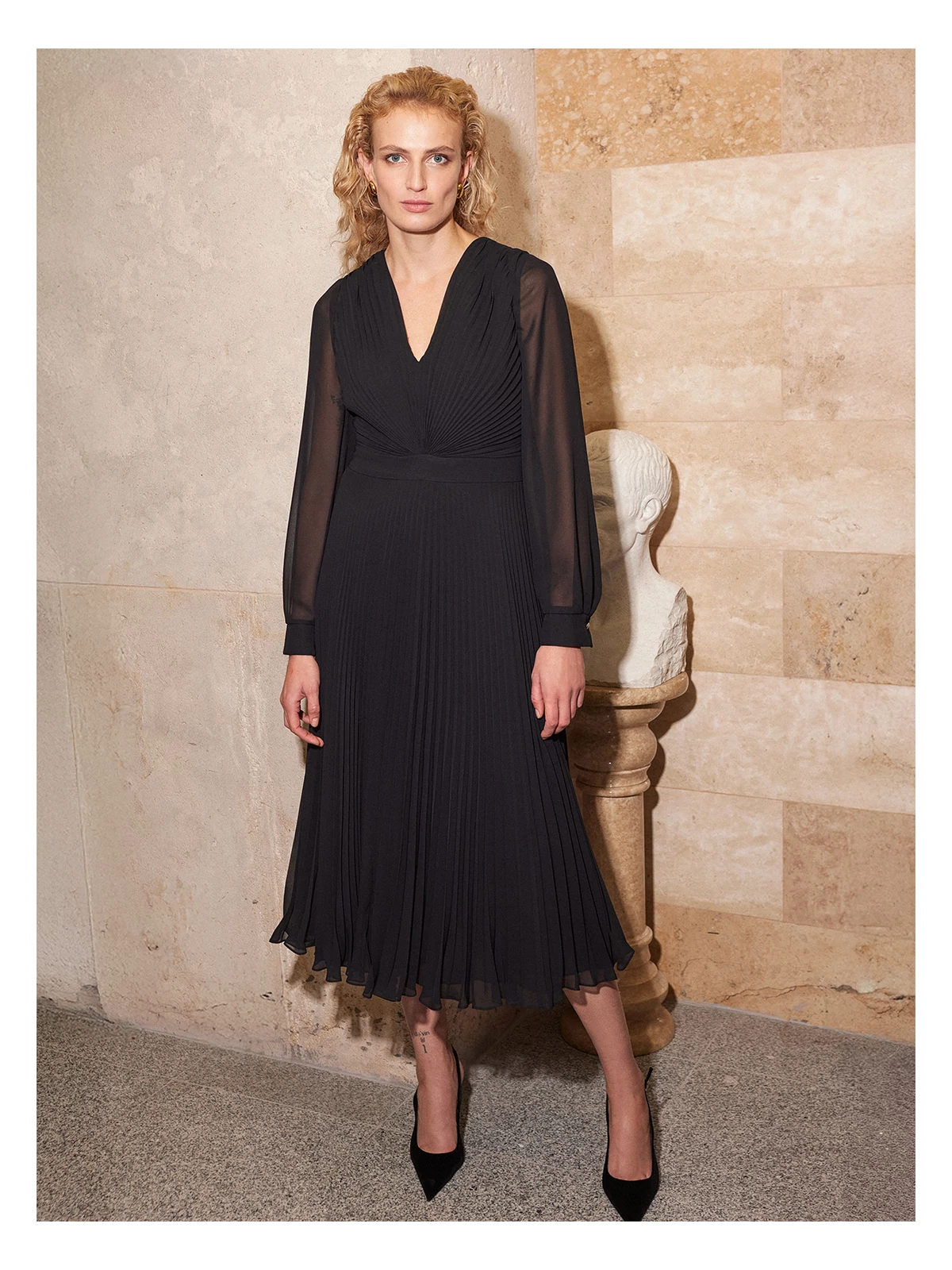 TANGER V-neck midi dress - Dresses